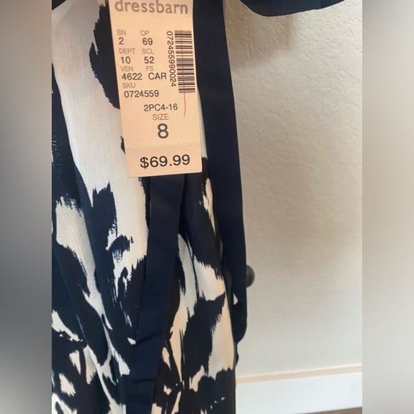 Dress barn dress, never been worn! - Picture 3 of 6